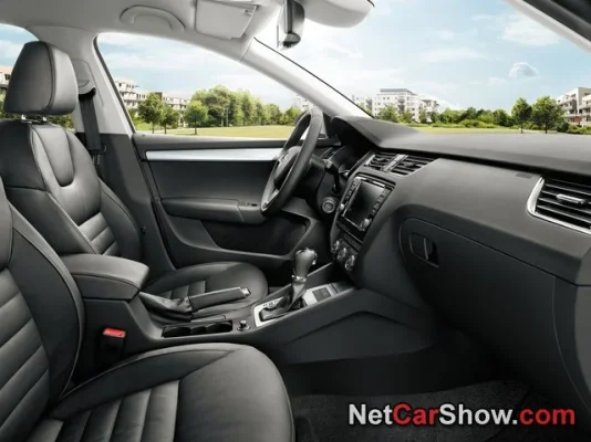 Skoda-Octavia_2013_photo_2c.webp Skoda-Octavia_2013_photo_2c.webp