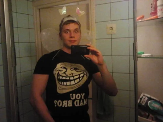 2013-10-31 19.54.58.webp 2013-10-31 19.54.58.webp